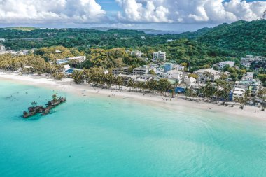 Filipinler 'deki Boracay plajının hava manzarası