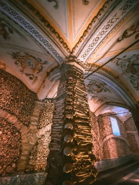 Capela dos Ossos, Evora Portekiz 'deki Kemik Şapeli