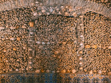 Capela dos Ossos, Evora Portekiz 'deki Kemik Şapeli