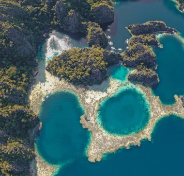 Filipinler, Palawan 'daki İkiz Göl manzarası