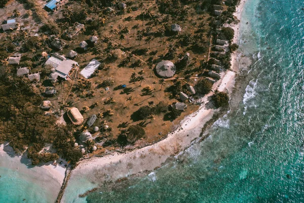 Tintinpan and isla Mucura in San Bernardo Islands, on Colombias Caribbean Coast — Stock Photo, Image