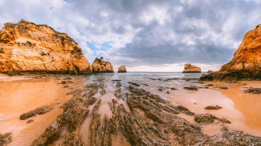 Portekiz 'deki Algarve Sahilleri
