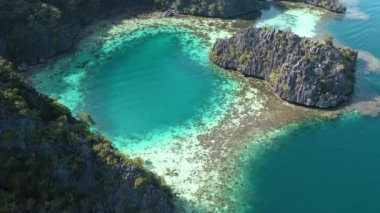 Filipinler, Palawan 'daki İkiz Göl manzarası