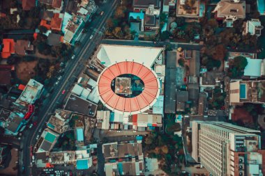 Bangkok Havacılık, Tayland 'ın Sukhumvit ve Thonglor bölgesinin üstünde.