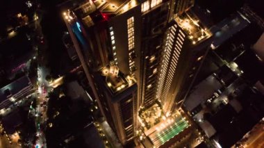 Bangkok Havacılık, Tayland 'ın Ekkamai ilçesinin üstünde.