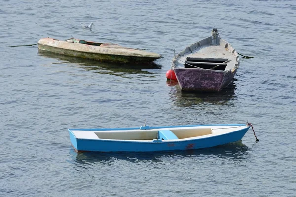 Fischerboot auf einem Liegeplatz — Stockfoto