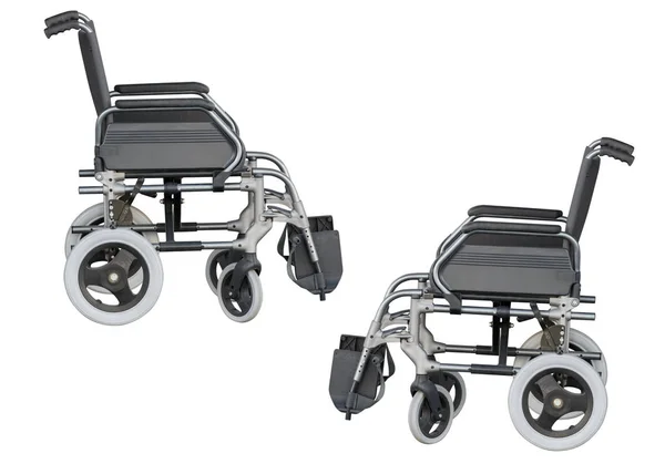 Cadeira de rodas isolada sobre fundo branco — Fotografia de Stock