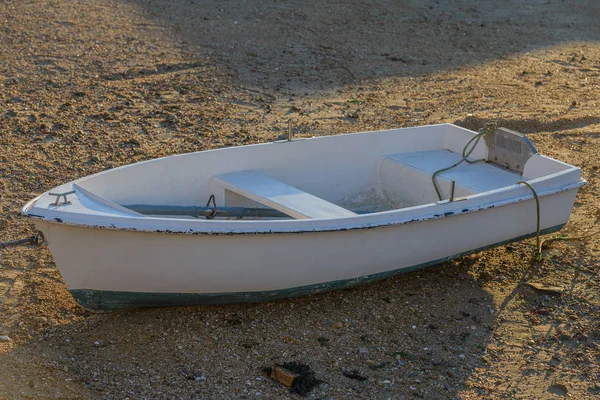 Barco Pesca Branco Areia — Fotografia de Stock