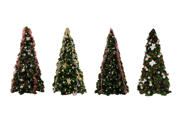 Uppsättning gröna träd dekorerade med jul dekorationer isolerade — Stockfoto