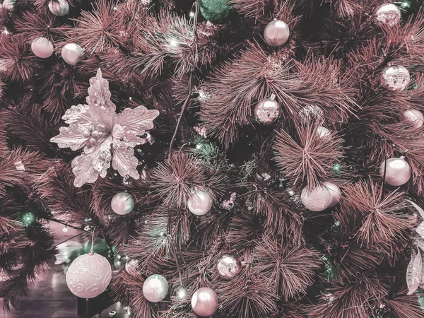 Interior de Año Nuevo. Árbol de Navidad, decoraciones. Lujo. Nuevo Sí. —  Fotos de Stock