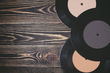 eski vinil kaydını ahşap tablo