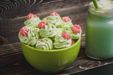 Ev yapımı elma zefir