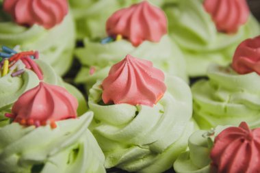 Ev yapımı elma zefir