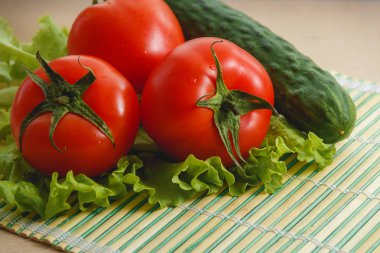 Domates, salatalık sebze ve salata. Sağlık gıda