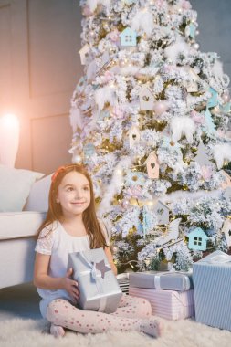 Mutlu sihirli Noel an