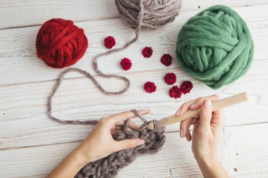 örgü kadın elleri. Üst te. Hobi hande yapılmış