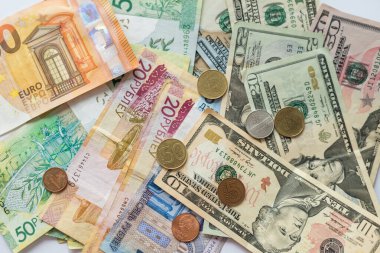 Paraya yakın çekim. Belarus Rublesi, Dolar ve Euro parası