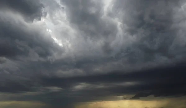 Dunkle Wolken Dramatischer Sturmhintergrund Abstraktion Der Wetterbedingungen — Stockfoto