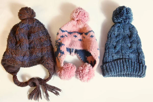 Tree knitted winter hats — Stock Photo, Image