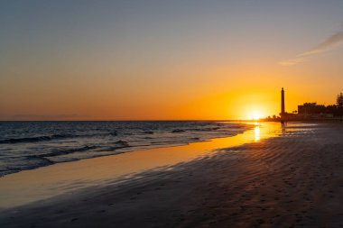 Maspalomas Sahili 'nde gün batımı