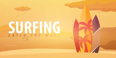 Sörf afiş ve poster. Bir plajda sörf tahtaları. Sörf ve yaz tasarım.