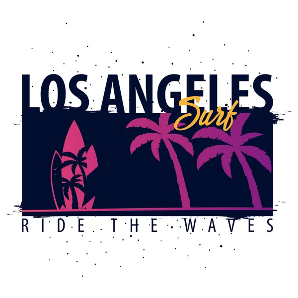 Los Angeles Surfing grafisk med palmer. T-shirt design och print. — Stock vektor