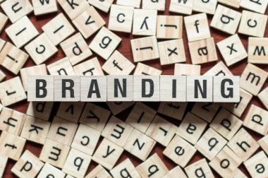 Yapı bloğunda damgalama kelimesi