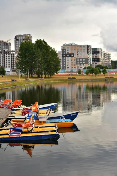 Minsk nehirde görünümünü