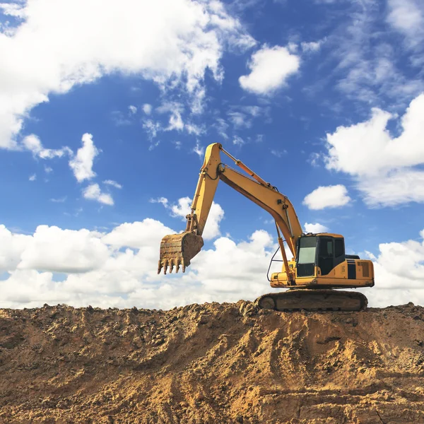 Excavator on a construction site — Stock Photo, Image