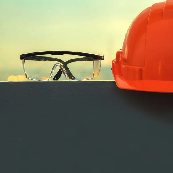 Safety helmet on Construction site — Stock Photo, Image