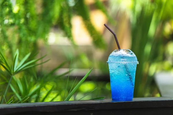 Soda de arándano Hielo en cafetería al aire libre — Foto de Stock