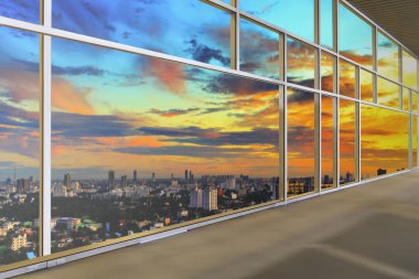 modern ofis binası içinde pencere eşiği