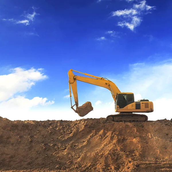 Excavator, Industrial machinery on Construction site — Stock Photo, Image
