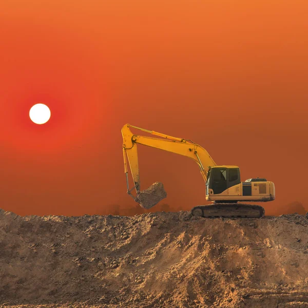 Excavator, Industrial machinery on Construction site — Stock Photo, Image