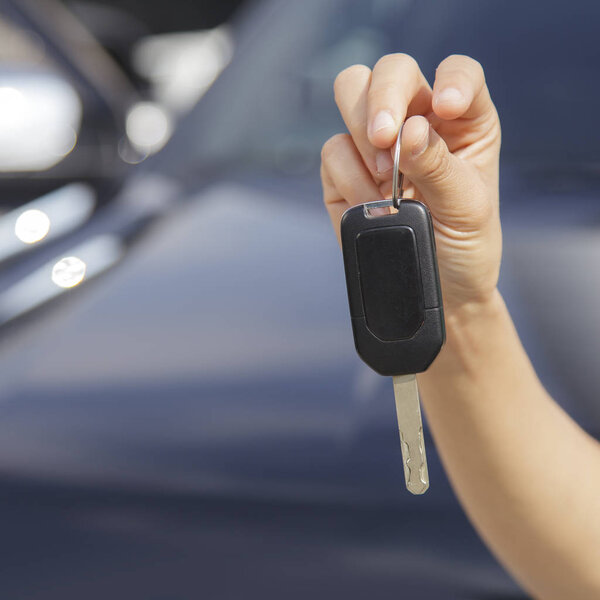  Женщина с ключами от машины
 