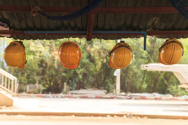 Construction helmets on construction sites — Stock Photo, Image