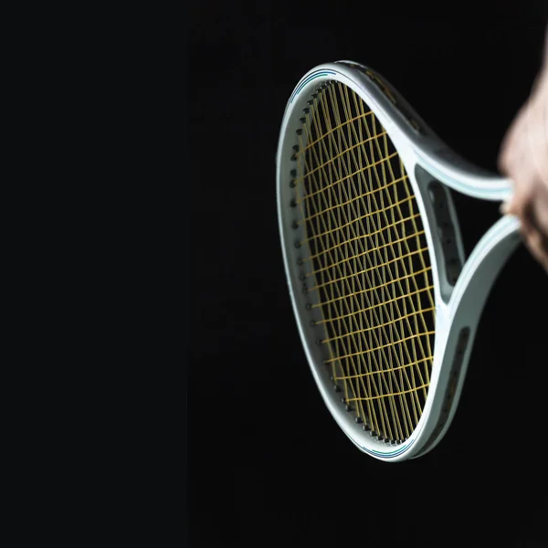 Тенісна ракетка на чорному тлі — стокове фото