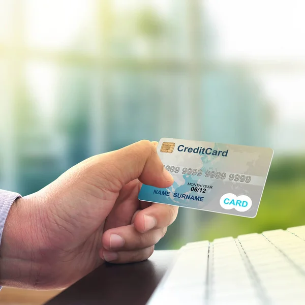 Kredi kartı ile işadamı alışveriş ve online ödeme — Stok fotoğraf