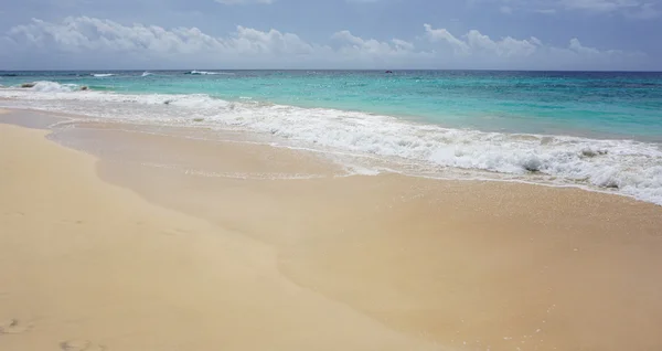 Praia tropical em África — Fotografia de Stock