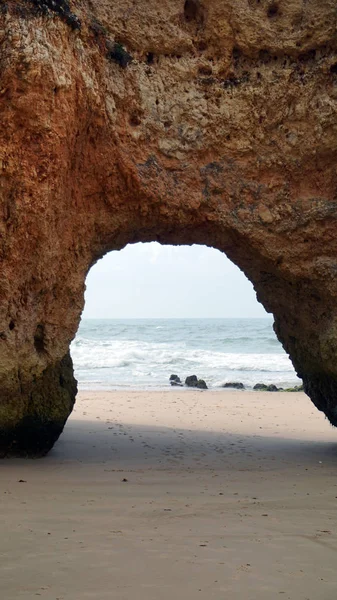 Algarve pobřeží v Portugalsku — Stock fotografie