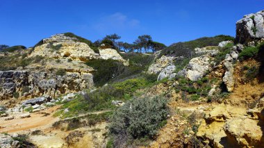 evaristo kayalıklarla