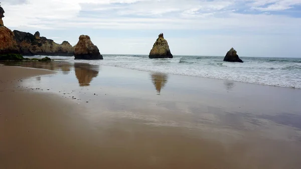 Rocks in a mirror — Stock Photo, Image