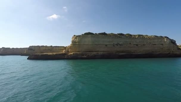 Viaje en barco algarve — Vídeo de stock