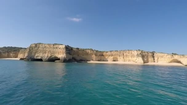 Viaje en barco algarve — Vídeo de stock