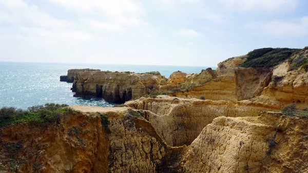 Algarve pobřeží v Portugalsku — Stock fotografie