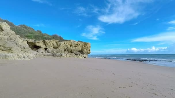 Oura playa en portugal — Vídeo de stock