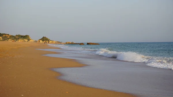 Wellen am Strand — Stockfoto