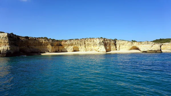 Алгоритм біля моря — стокове фото