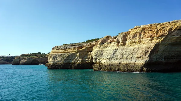 Алгарве на море — стоковое фото