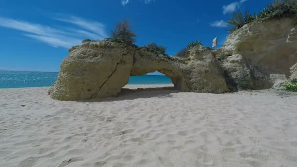 Καταπληκτική ακτή algarve της Πορτογαλίας στο άνοιξη — Αρχείο Βίντεο